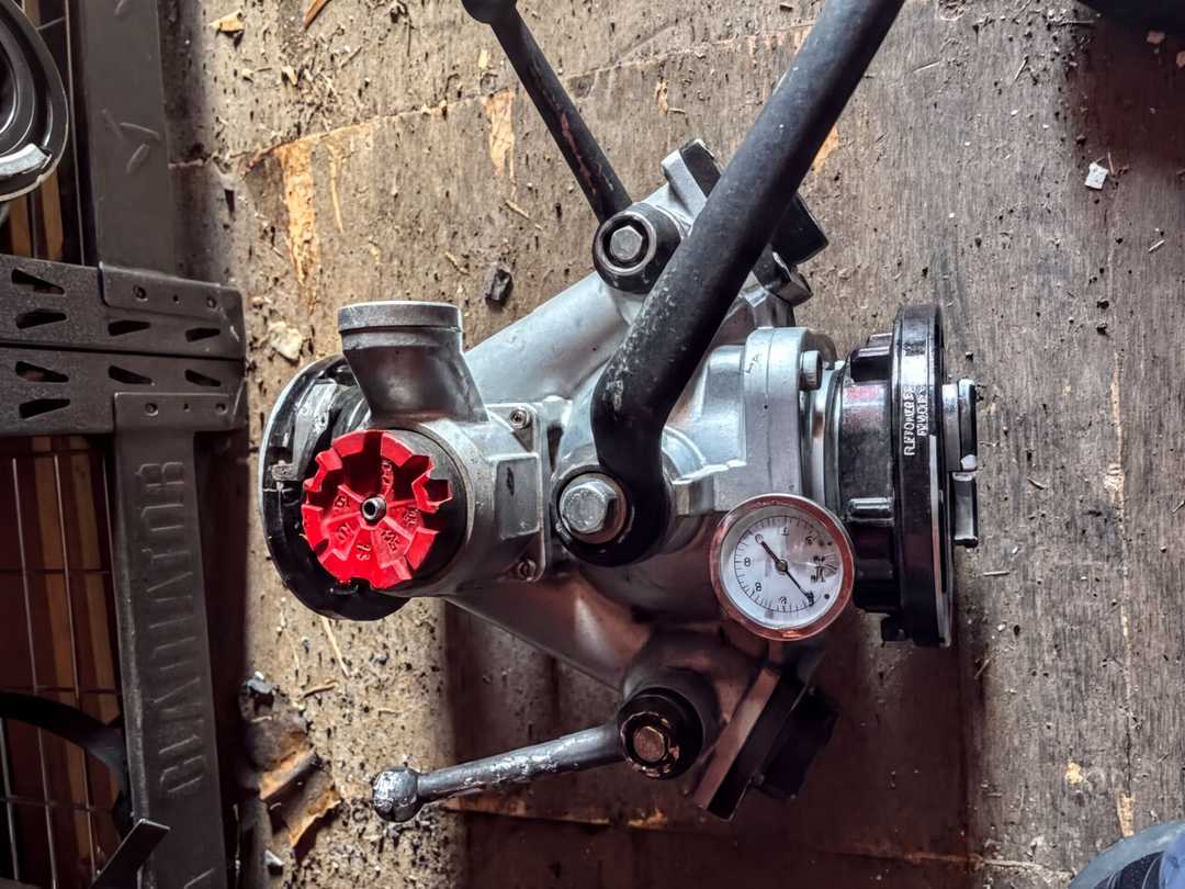 5 inch valve with 2, 3 inch gates