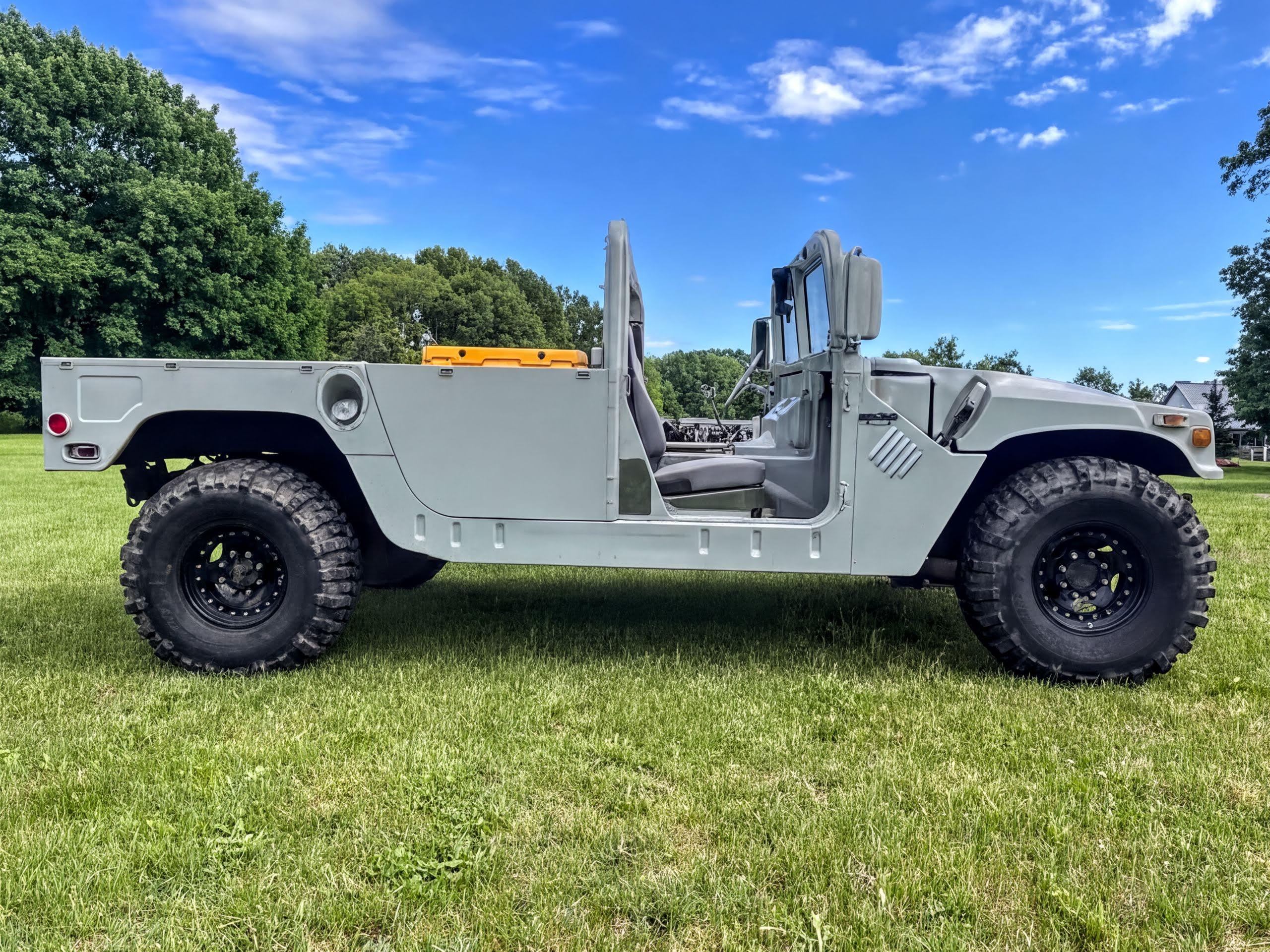 bold 1991 Hummer H1 - image 4