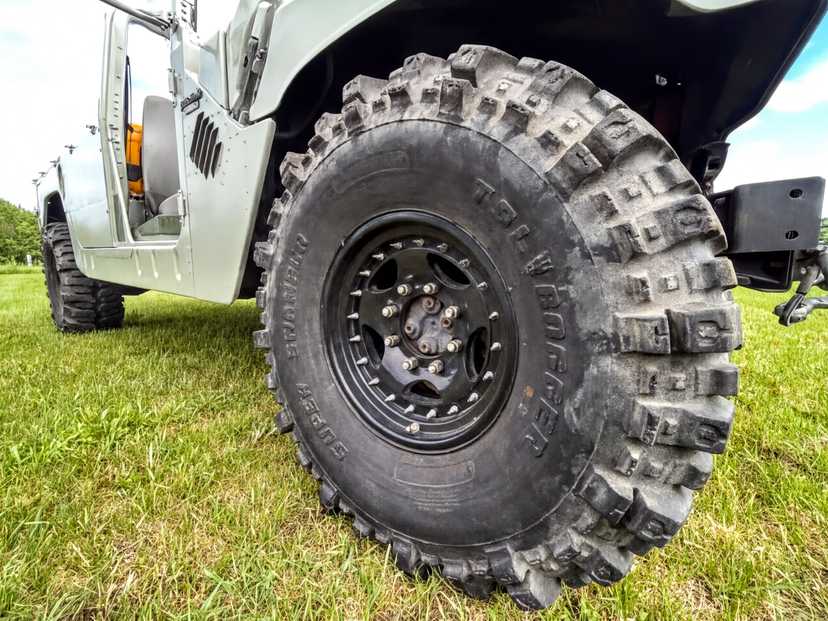 bold 1991 Hummer H1 — photo 5