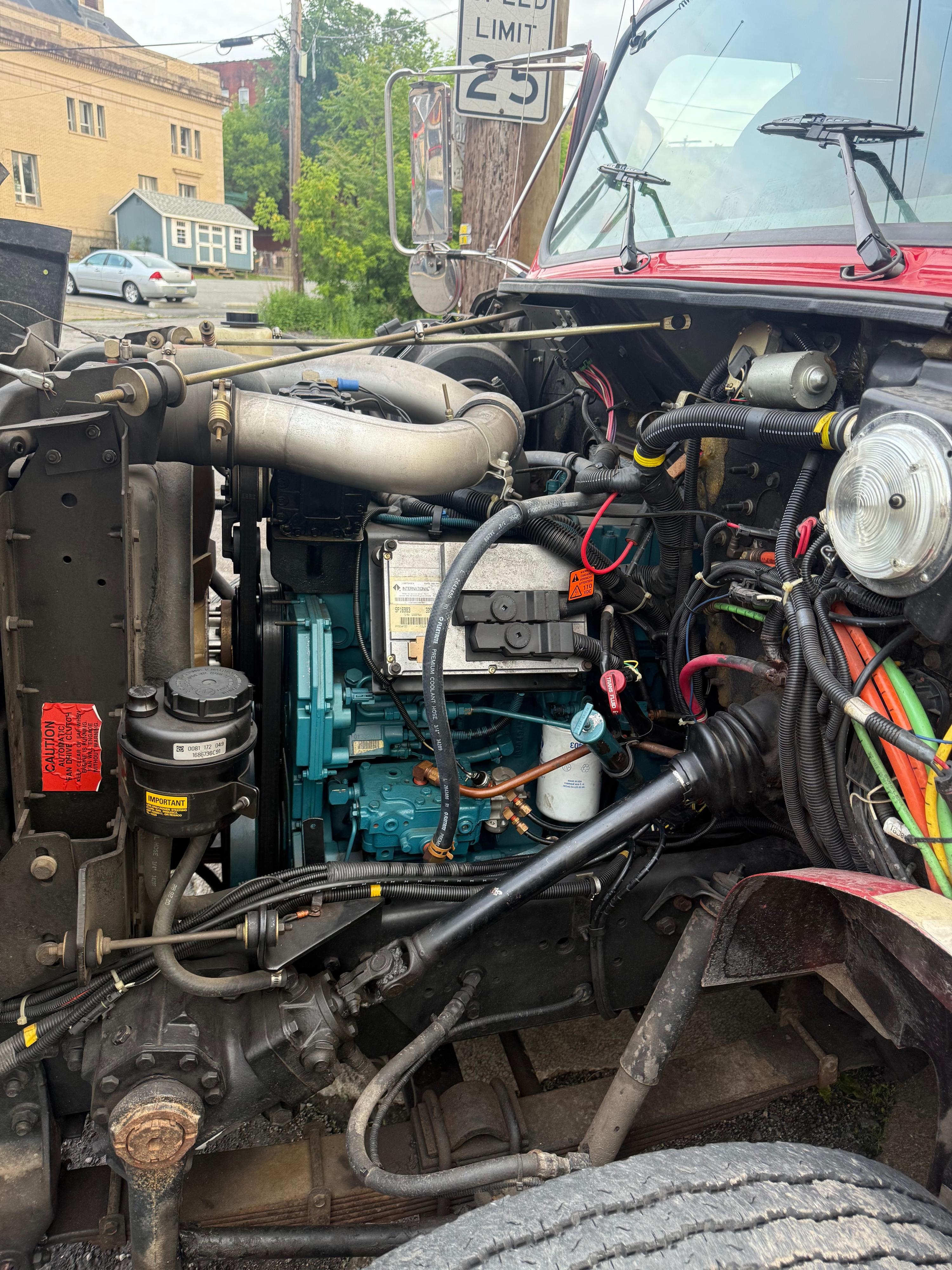 1999 International 4400 Heavy Rescue - image 21