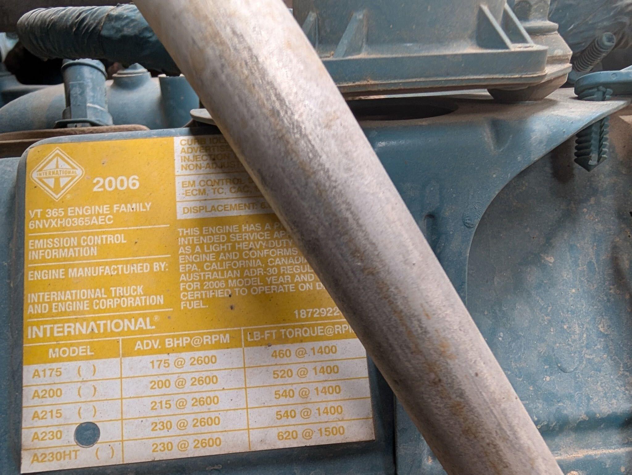 2007 International 4200 4x4 - image 17