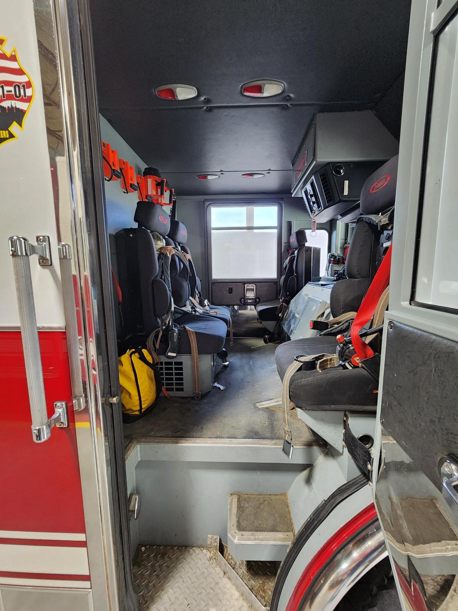 2004 95' Pierce Mid-Mount Tower - image 15