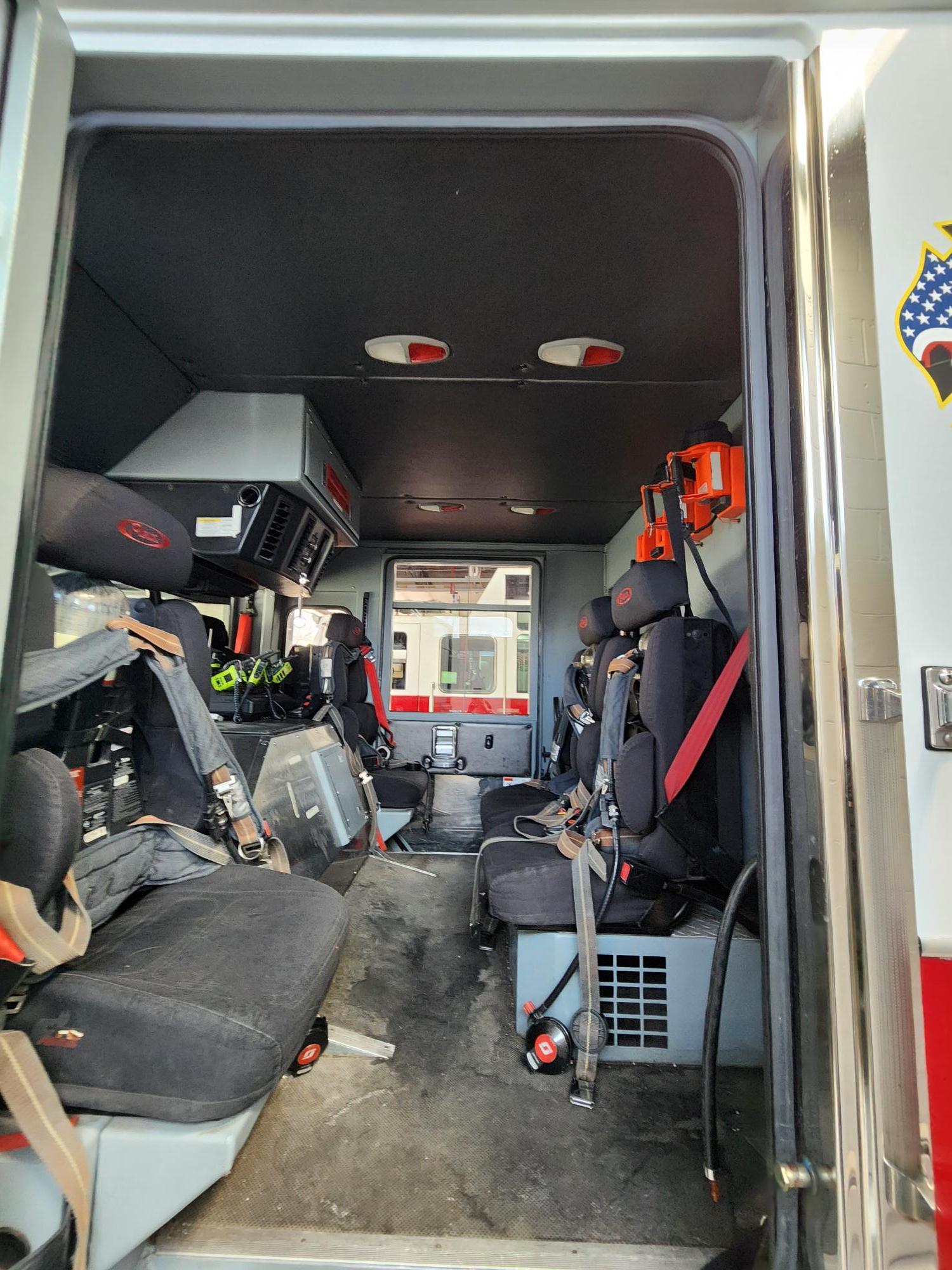 2004 95' Pierce Mid-Mount Tower - image 22