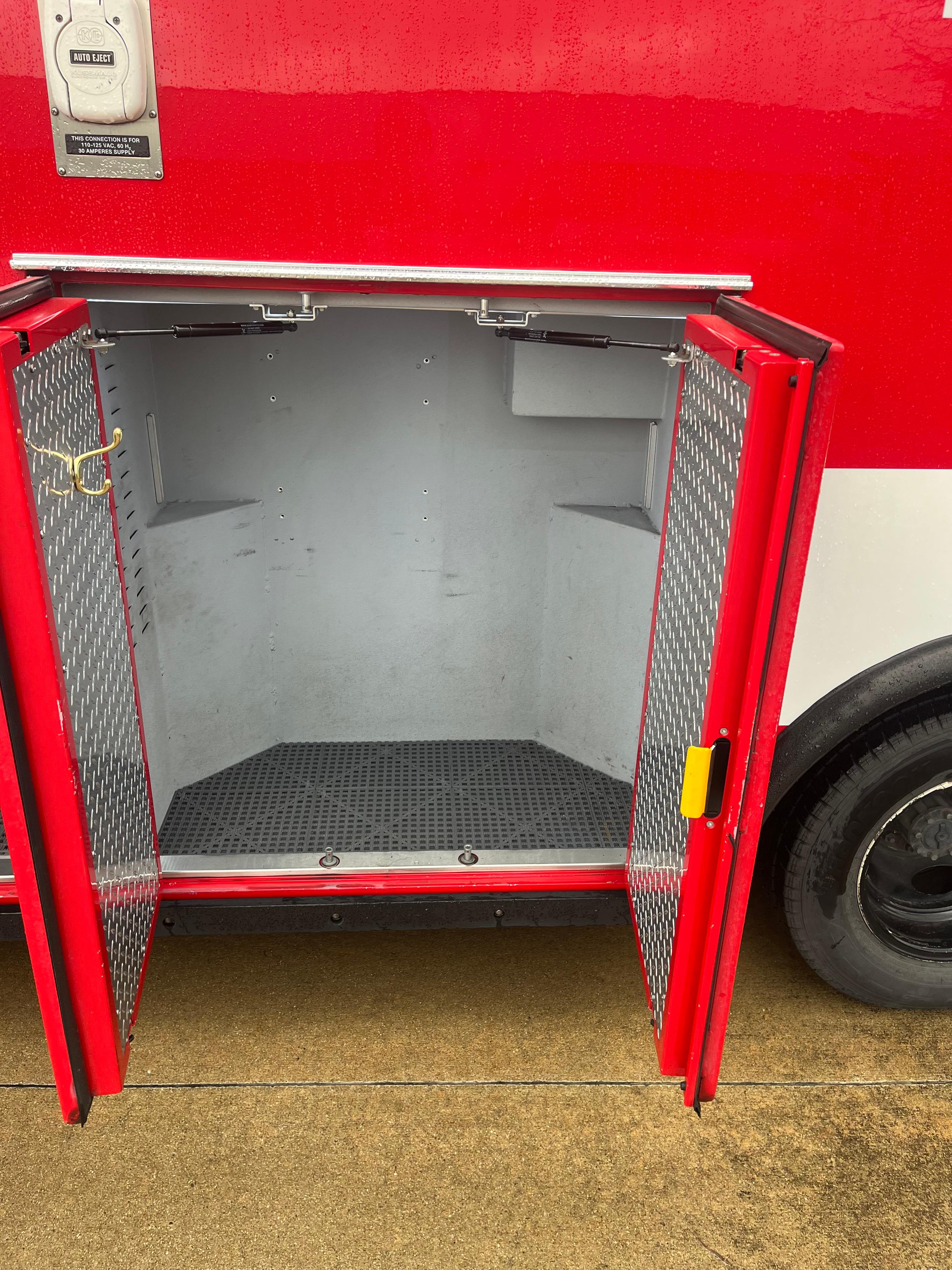 2019 Ford E-450 Wheeled Coach Type III - image 22