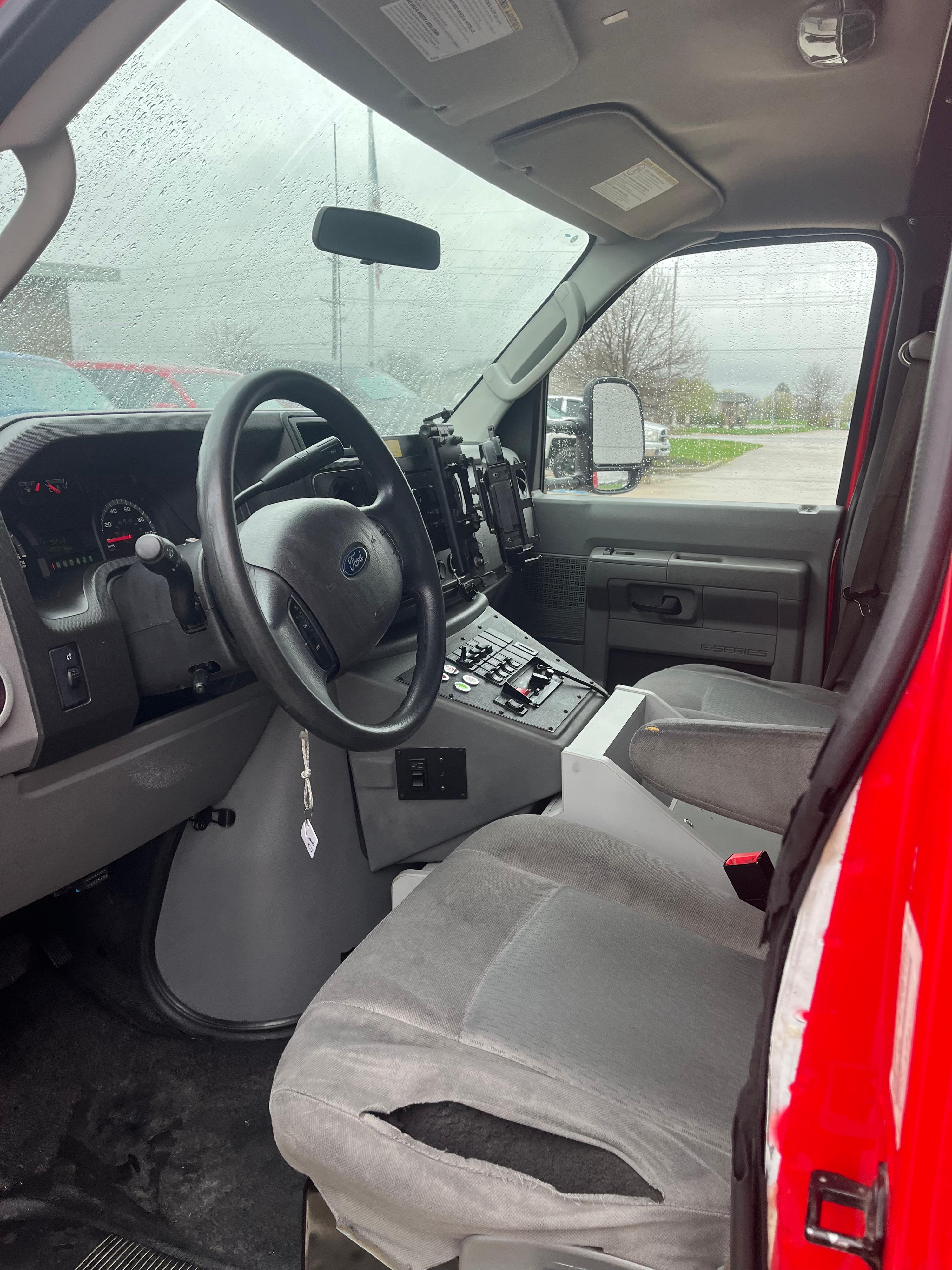 2019 Ford E-450 Wheeled Coach Type III - image 23