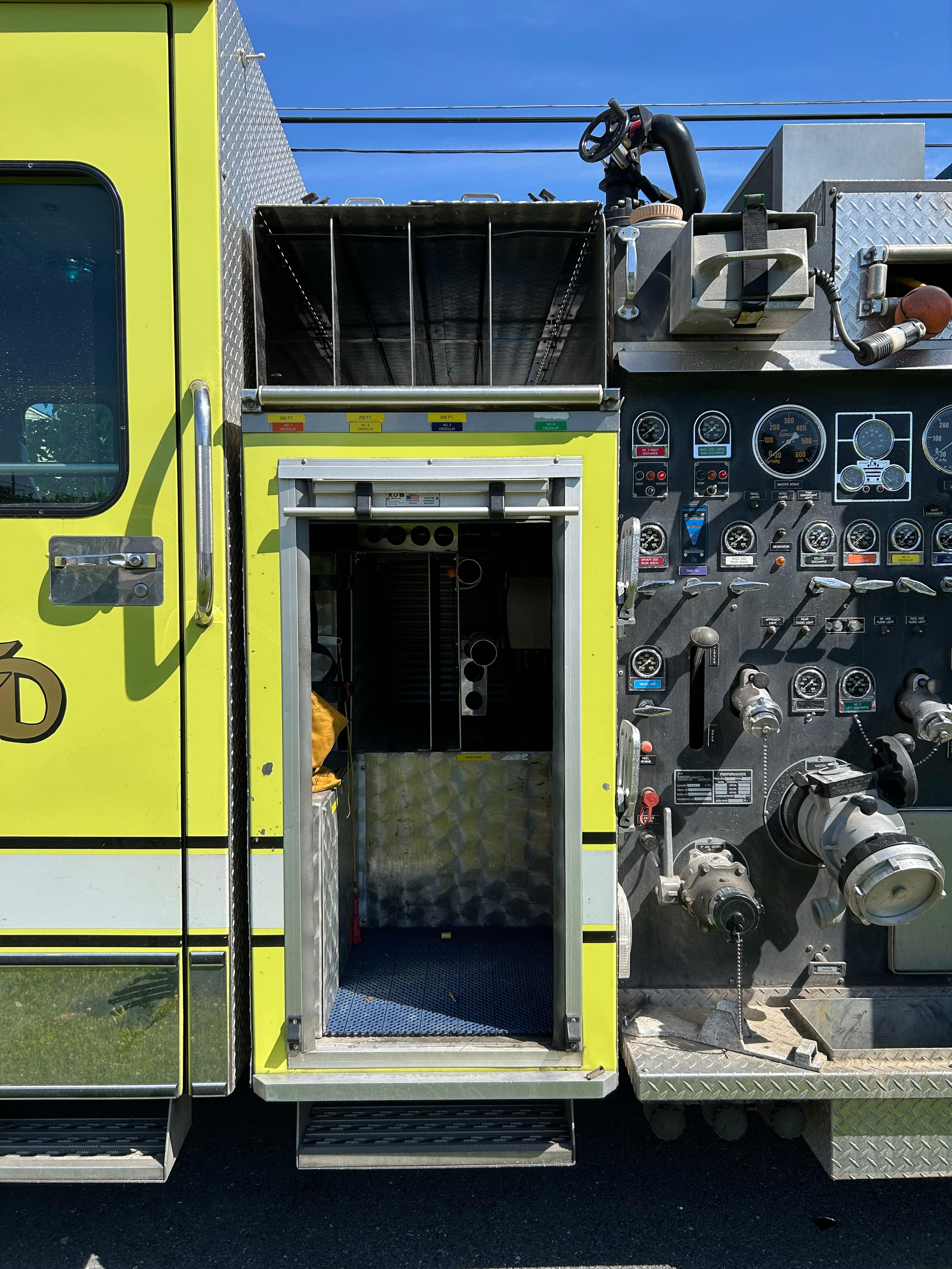 1997 Spartan/New Lexington Engine (1750/1000) - image 22